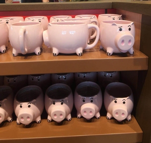 上海迪士尼国内代购玩具总动员粉色小猪火腿马克杯陶瓷杯水杯杯子