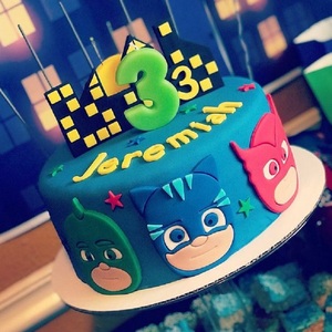 睡衣小英雄宝宝儿童生日蛋糕翻糖甜品台杯子蛋糕模具甜点饼干切模