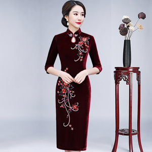 红色喜婆婆旗袍式连衣裙中国风优雅嫁女儿妈妈婚礼装婚宴礼服高贵