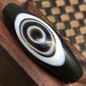 西藏真品牛角天珠富贵缠身天眼天珠吊坠项坠黑白缠丝玛瑙天眼天珠