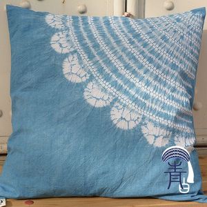 青白原创:云南大理周城植物板蓝根纯手工扎染抱枕靠垫坐垫沙发套