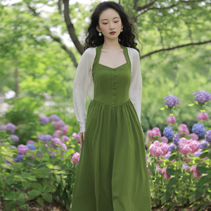 00hgq188淘宝碎花吊带裙加开衫两件套夏季绿色套装裙女时尚穿搭裙子