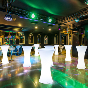 户外防水酒吧吧台桌子网红清吧创意卡座散台圆形发光高脚桌椅组合