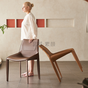 北欧轻奢马鞍皮餐椅家用现代简约靠背餐椅意式极简设计师皮质椅子