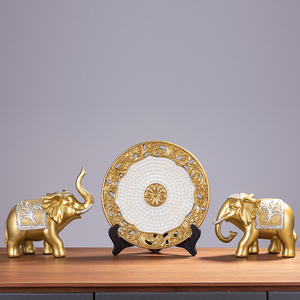 玄关柜摆件吉祥物