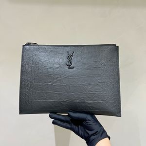 圣罗兰手拿包男