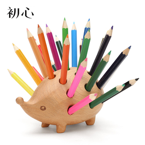 初心刺猬笔座笔插创意时尚实木笔筒女简约办公室文具儿童木质动物造型