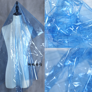 天蓝色透明镜面反光PVC面料风雨衣优tpu高光薄膜塑料皮衣防水布料
