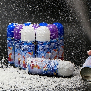 仿真白色飞雪喷雾圣诞节下雪假雪道具喷泡沫雪花人工人造雪喷雪罐