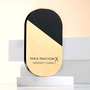 MaxFactor/蜜丝佛陀透滑粉饼01#陶瓷色 02#自然色 03#润红色