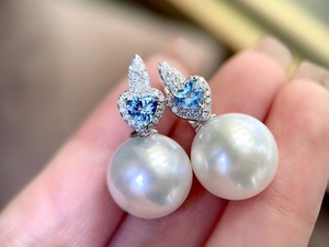 升福珠宝 海洋之心圣玛利亚海蓝宝冷光澳白海水珍珠耳扣18K金镶钻