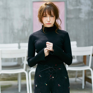 lena藤井莉娜