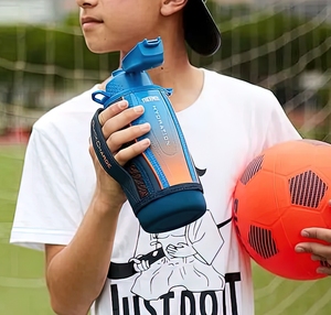 膳魔师保温儿童水杯大容量上学户外运动专用可斜背男女孩水壶1.5l