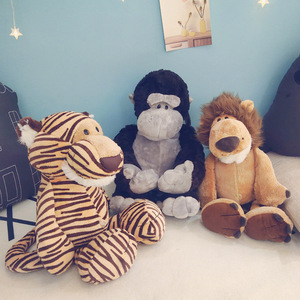 毛绒玩具可爱老虎狮子公仔娃娃床上猩猩网红玩偶男生款睡觉抱枕女