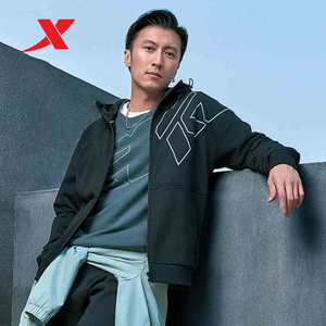 特步外套男装2022春季新款正品男士字母印花针织连帽上衣运动休闲