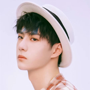 街舞4王一博同款白色绅士毛呢小礼帽秋冬休闲百搭复古李沁爵士帽