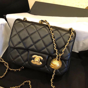 lvС香港代购2020新款金球方胖子女包风斜挎包羊皮链条单