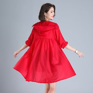 中长款红色防晒服2024新款欧货防晒衣女夏外套收腰高端品牌紫外线