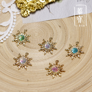 diy手工配饰lolita巴洛克太阳鱼鳞片合金吊坠挂件项链吧唧拖材料