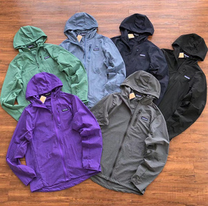 patagonia 巴塔速干户外运动休闲跑步防风防水连帽冲锋衣外套男女