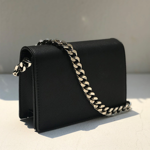 黑色粗链条包女斜挎