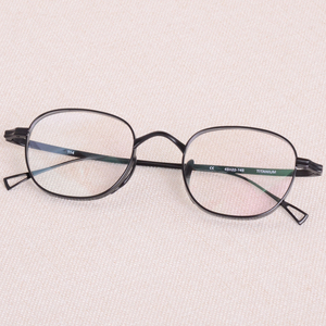 日本纯钛超轻宽边眼镜框架男女水滴鼻托全框复古灰色高度近视显薄