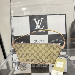 gucci 中古 麻将 粉色 帆布 手拿包 98新