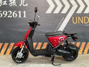 铃木小鹿50二手踏板摩托车原装正品女士小型燃油代步车九成新机车