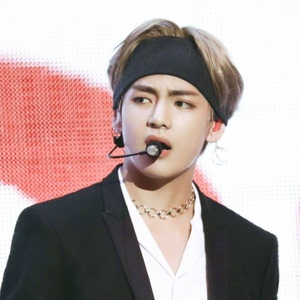 bts防弹少年团v金泰亨同款发带宽边运动瑜伽吸汗发带跑步头带头饰