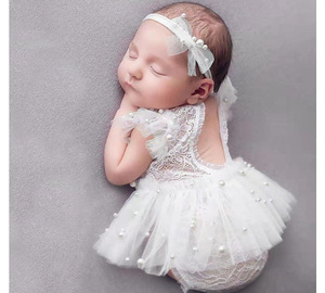 影楼新生儿摄影服婴儿拍照道具女宝宝满月蕾丝珍珠连体哈衣裙套装