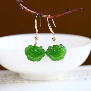 和田玉碧玉耳环如意耳坠18k金镶嵌耳钩女款冰透阳绿天然玉石耳饰