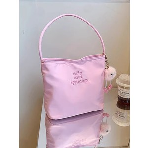 尼龙布手提包女小众独特设计感粉色小包包2024新款腋下水桶单肩包