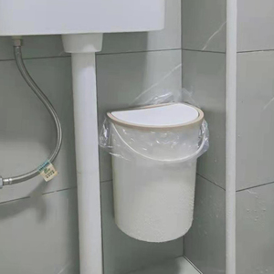 壁挂式垃圾桶厕所垃圾桶卫生间壁挂垃圾桶按压弹盖厨房壁挂垃圾桶