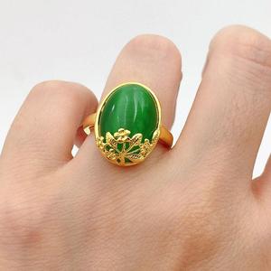 官网老凤祥和18k黄金色绿宝石戒指女士可调节 无名指猫眼石永不掉