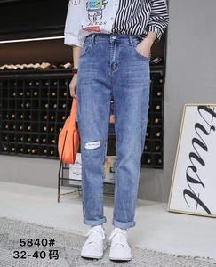 胖淼淼5840大码女裤2021春款加肥加大胖妹妹220斤时尚百搭牛仔裤