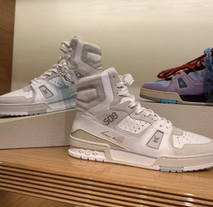 阿段代购 lv/路易威登 2021 trainer 限量高帮炫彩运动鞋1a7p2b