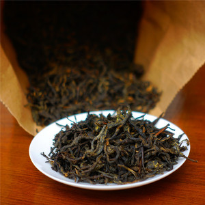 特级金花香六堡茶 醇厚回甘特级散茶发酵茶木香六年陈化黑茶500克