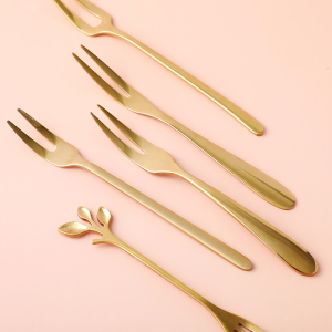 北欧金色不锈钢水果叉水果签创意树叶小叉西餐二齿甜品叉蛋糕叉子