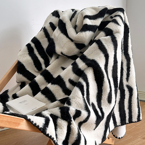 VEINSTUDIO高级感斑马纹沙发盖毯办公室午休毯兔绒混纺羊绒毛毯子