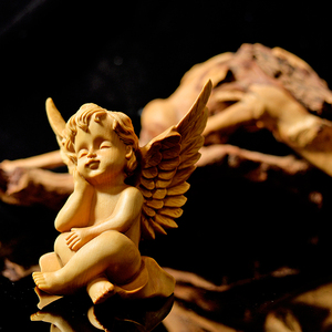 木雕天使