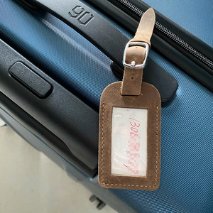 复古真皮行李牌旅行箱包托运防丢标签挂牌拉杆箱吊牌软皮牛皮挂件