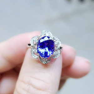 一搏千金 18k金镶嵌坦桑石戒指彩色宝石钻戒彩宝裸石女戒