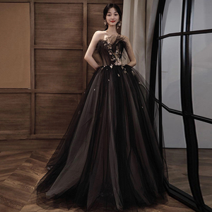 黑色抹胸晚礼服女轻奢小众成人礼毕业主持人宴会气质婚纱蓬蓬裙子