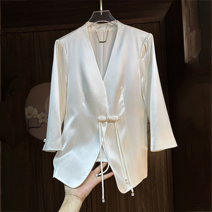 V领白色西装外套女新中式西服带里衬春秋款7分袖修身气质醋酸上衣