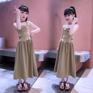 女童夏季抖音爆款连衣裙2024新款韩版洋气裙子女孩吊带半身裙套装