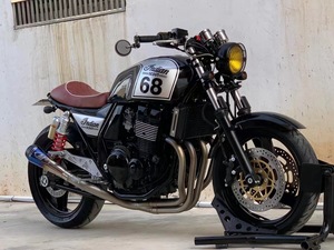 进口本田cb400四缸重机摩托车复古街车小黄蜂250大排量跑车公路赛