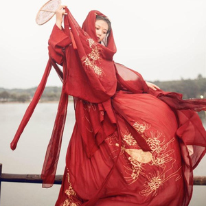 传统汉服出租司南阁赤帝子大红绣花对襟齐腰齐胸襦裙花嫁婚礼喜服