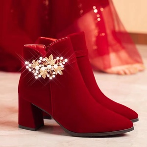冬季婚鞋新娘鞋2023年新款高跟鞋女粗跟秀禾婚纱两穿红色结婚靴子