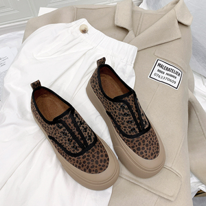 豹纹平底鞋圆头真皮