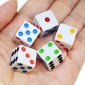 新款彩色点数骰子跑团筛子教具喝酒大话骰游戏道具骰盅色子5颗